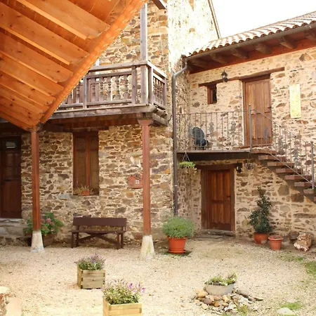 La Forqueta Y El Fontanal Casa rural *